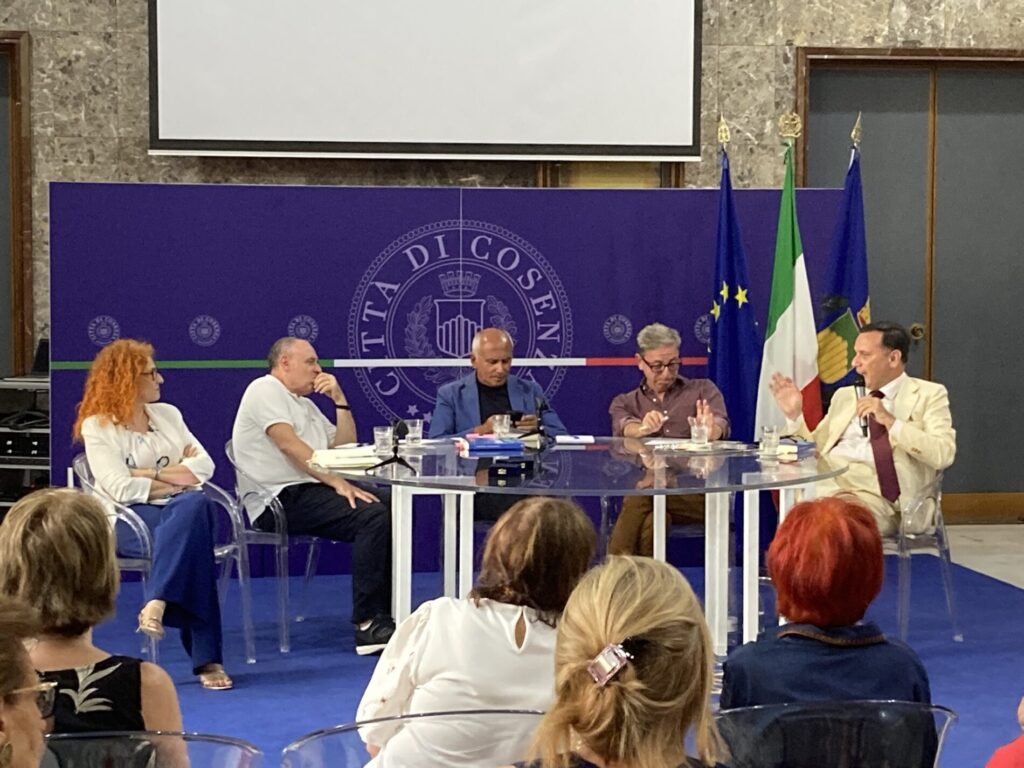 Antonio e Andrea Monda il tavolo dei relatori