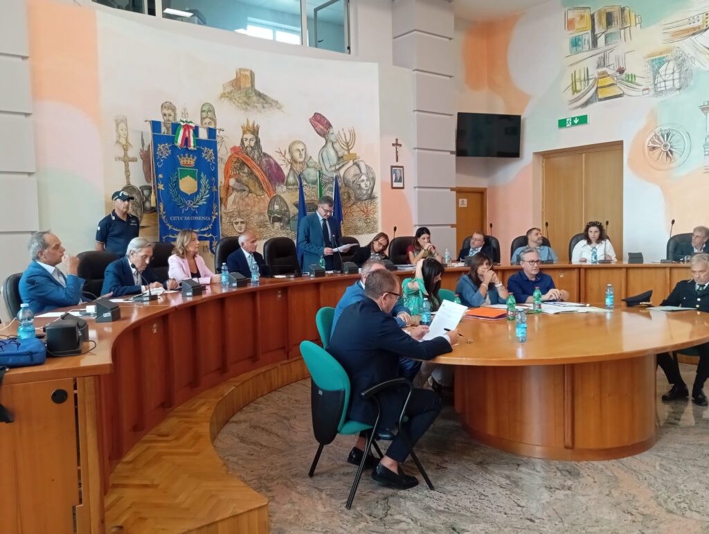un altro momento del Consiglio comunale di Cosenza del 15 settembre 2026