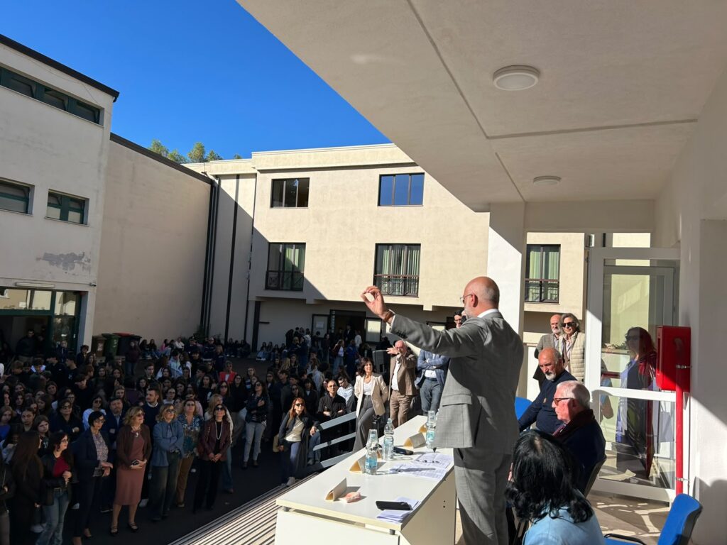 Inaugurazione_Consegna Plesso B_Liceo Classico Rende_3