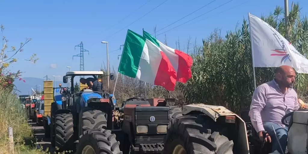 Trattori protesta